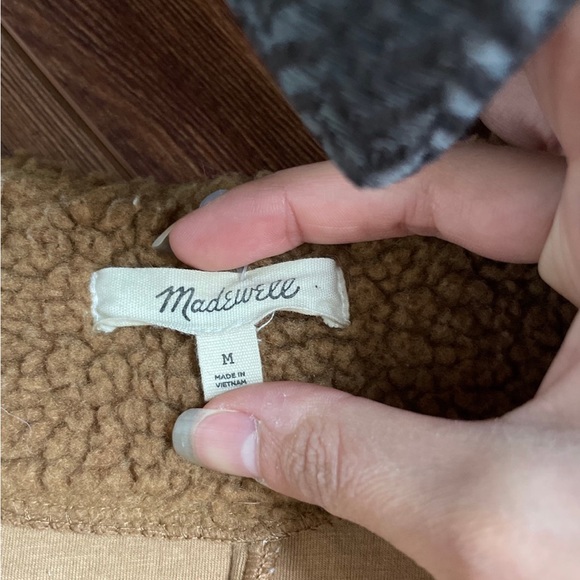 Madewell Sherpa cocoon coat size medium - Picture 3 of 6